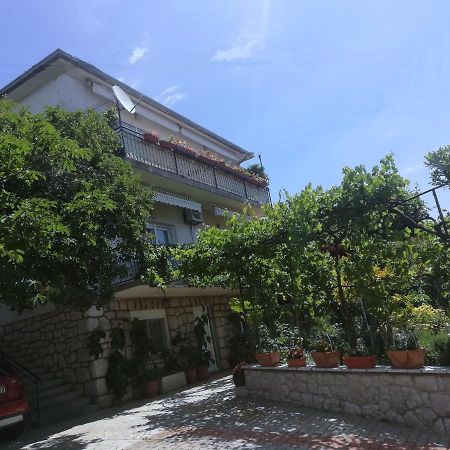 Apartman Bokula โนวีวีโนดอลสกี ภายนอก รูปภาพ